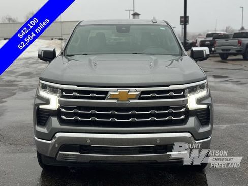 Used 2023 Chevrolet Silverado 1500 LTZ w/ Z71 Off-Road Package AWD/4WD image 12