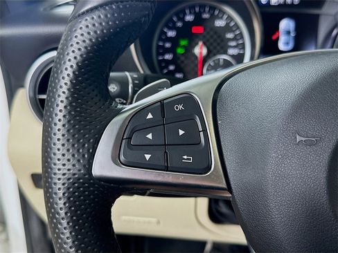 Used 2020 Mercedes-Benz SLC 300 SLC 300 image 20