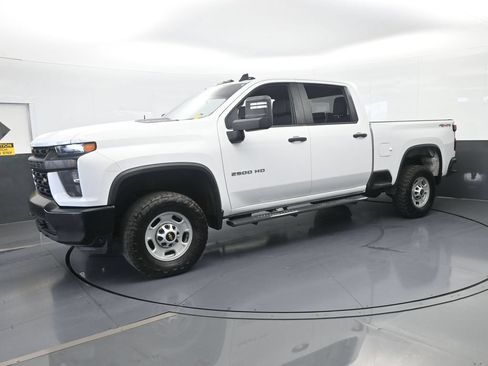 Used 2022 Chevrolet Silverado 2500 W/T w/ WT Convenience Package AWD/4WD image 4