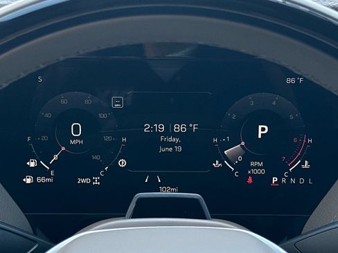 Used 2026 GMC Yukon Denali w/ Denali Reserve Package AWD/4WD image 25