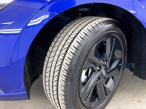 Certified 2023 Hyundai Elantra SEL w/ Cargo Package image 33