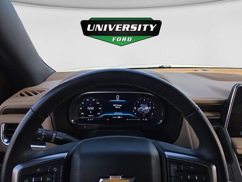 Used 2024 Chevrolet Suburban Premier w/ Max Trailering Package AWD/4WD image 10