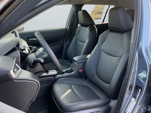 New 2026 Toyota Corolla Cross XLE image 10