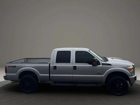 Used 2016 Ford F250 XL w/ Power Equipment Group AWD/4WD image 6