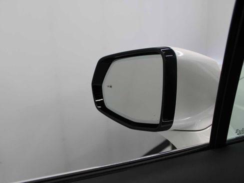 Certified 2023 Cadillac XT5 Premium Luxury image 11