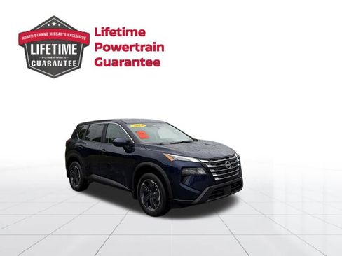 Used 2025 Nissan Rogue SV FWD image 9