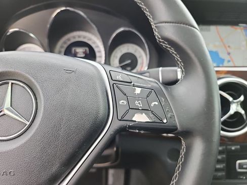 Used 2013 Mercedes-Benz GLK 350 2WD image 22