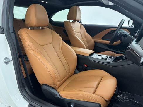 Used 2023 BMW 230i Coupe w/ Convenience Package RWD image 26