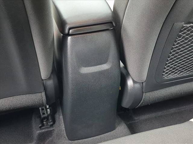 Used 2022 Hyundai Venue SEL FWD image 19