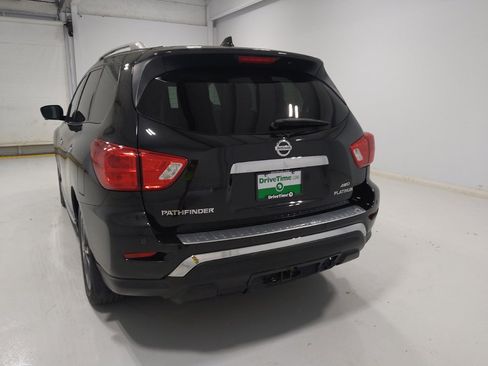 Used 2020 Nissan Pathfinder Platinum AWD/4WD image 6
