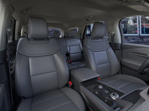 New 2025 Ford Explorer Active w/ Active Comfort Package image 10