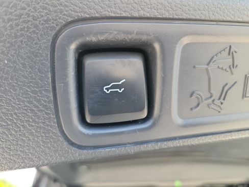 Used 2023 Ford Expedition Max Limited AWD/4WD image 19