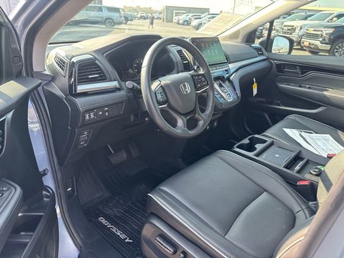 Used 2025 Honda Odyssey Touring image 10