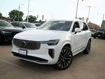 New 2026 Volvo XC90 T8 Plus