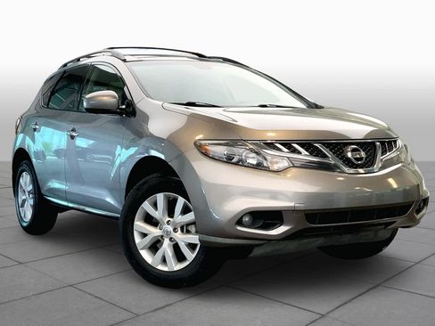 Used 2011 Nissan Murano SL w/ Navigation Pkg FWD image 2