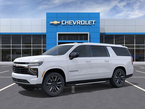 New 2026 Chevrolet Suburban LS AWD/4WD image 2