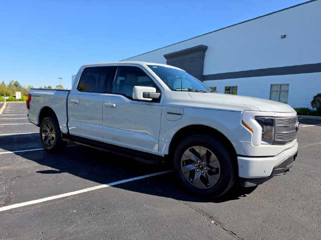 Used 2023 Ford F150 Lightning Lariat w/ Equipment Group 511A High AWD/4WD image 6