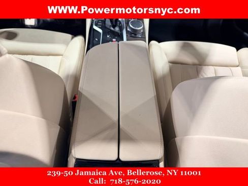 Used 2022 BMW 540i w/ M Sport Package image 38