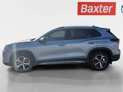 New 2025 Volkswagen Tiguan SE image 12