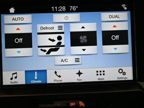 Used 2017 Ford F150 Lariat AWD/4WD image 21