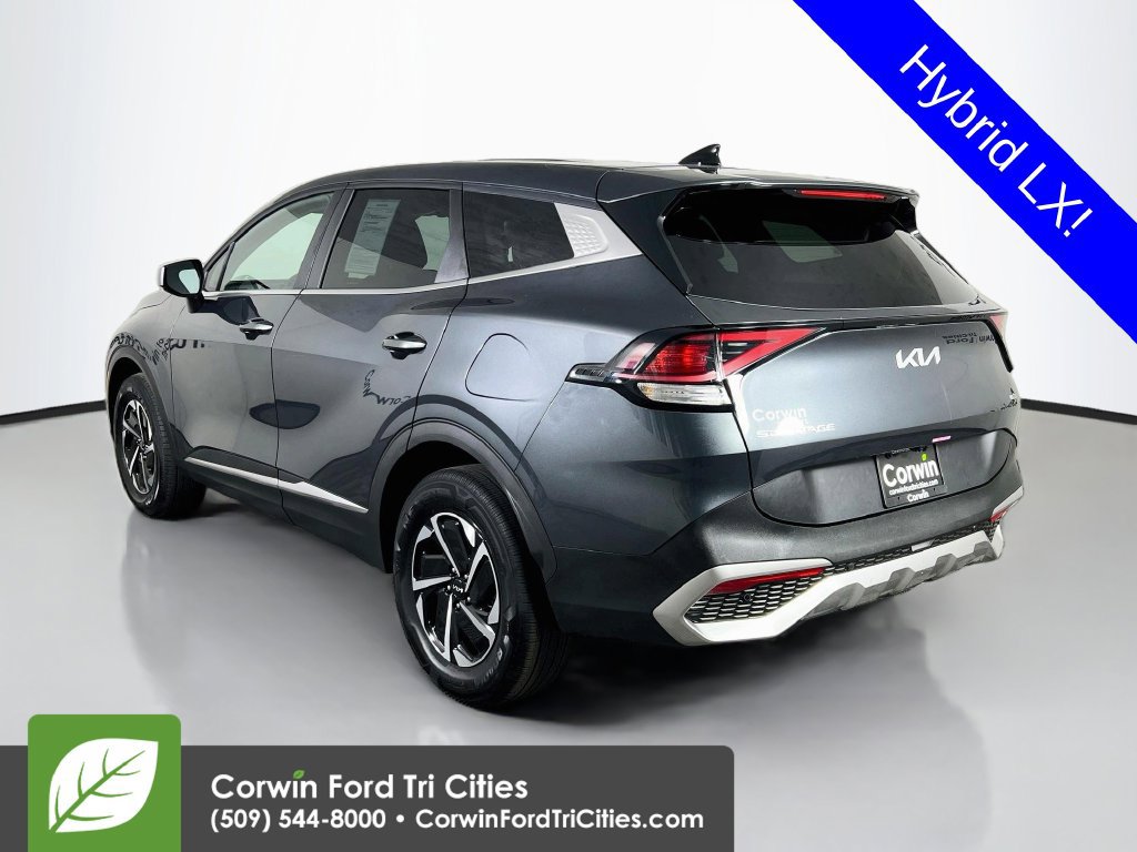 Used 2024 Kia Sportage LX AWD/4WD image 10