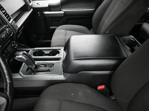Used 2017 Ford F150 XLT w/ Equipment Group 302A Luxury AWD/4WD image 27