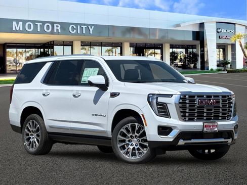 New 2026 GMC Yukon Denali w/ Sun & Power Step Package AWD/4WD image 2