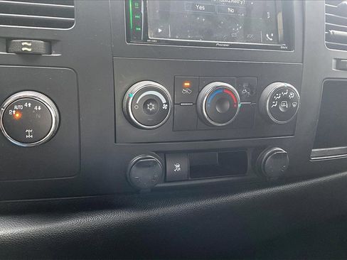 Used 2010 Chevrolet Silverado 1500 LT w/ Power Pack Plus image 13