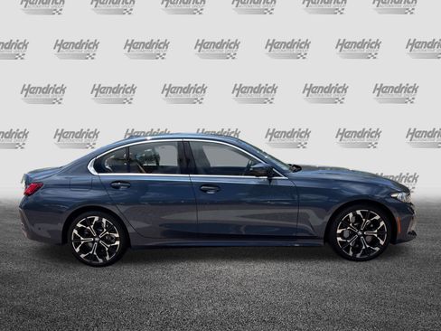 Certified 2025 BMW 330i Sedan RWD image 11