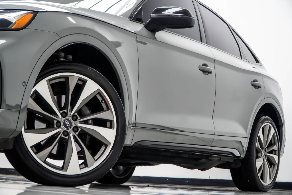 Used 2022 Audi SQ5 Prestige w/ Prestige Package AWD/4WD image 3
