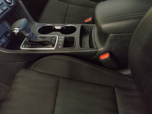 Used 2020 Kia Sportage LX AWD/4WD image 26