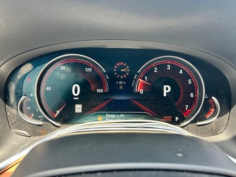 Used 2016 BMW 750i xDrive AWD/4WD image 24