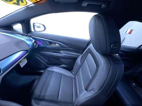 Used 2026 Chevrolet Equinox EV LT image 33