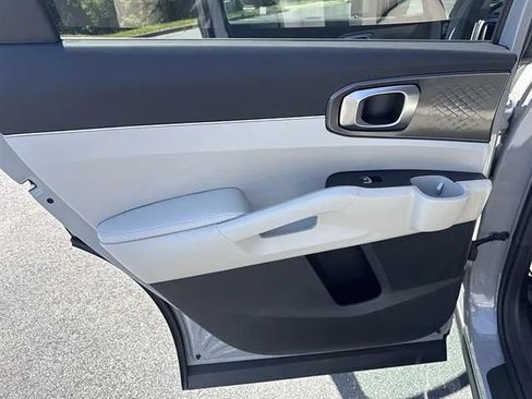 New 2026 Kia Sorento S FWD image 12