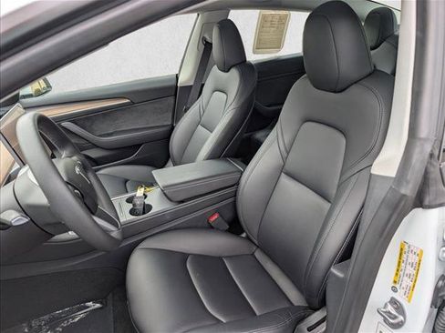 Used 2023 Tesla Model 3 Standard Range image 13