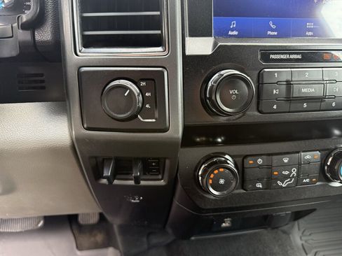 Used 2021 Ford F550 4x4 Crew Cab Super Duty image 32