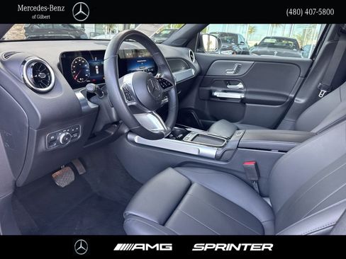 Certified 2025 Mercedes-Benz GLB 250 image 11