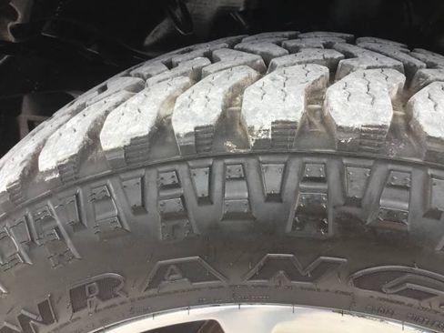 Used 2019 RAM 1500 Limited AWD/4WD image 10