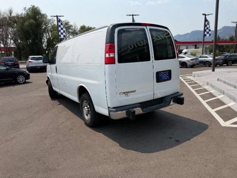 Used 2020 Chevrolet Express 2500 w/ Driver Convenience Package RWD image 9