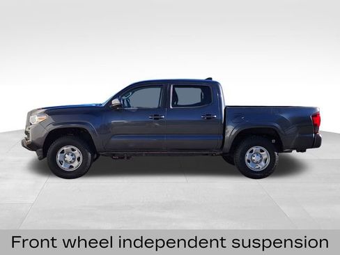 Used 2019 Toyota Tacoma SR image 6