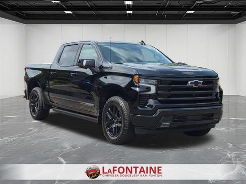 Used 2025 Chevrolet Silverado 1500 High Country w/ Midnight Edition AWD/4WD image 7