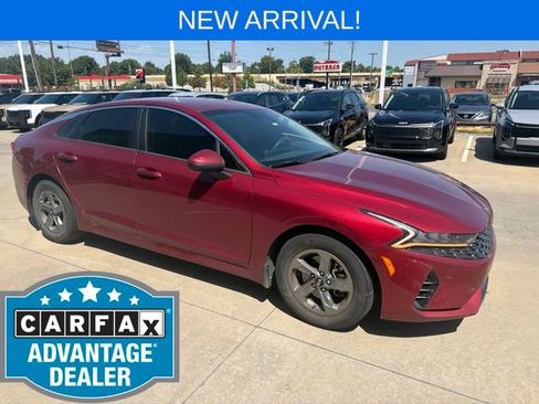 Used 2021 Kia K5 LXS FWD image 1
