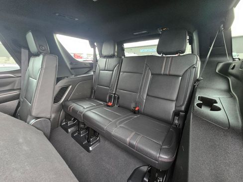Used 2023 Chevrolet Tahoe RST AWD/4WD image 15
