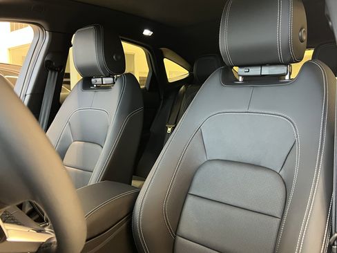 New 2024 Jaguar E-PACE R-Dynamic SE image 21