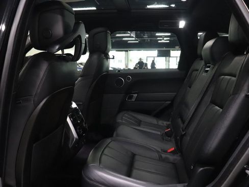 Used 2019 Land Rover Range Rover Sport HSE image 15