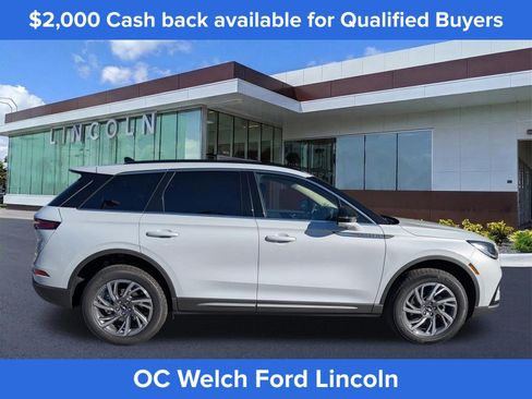 New 2026 Lincoln Corsair Premiere FWD image 4