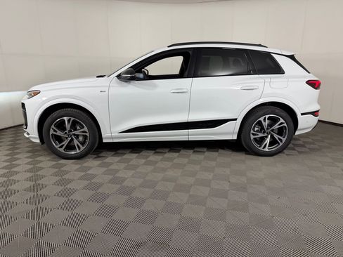 New 2027 Audi Q6 e-tron Premium Plus AWD/4WD image 2