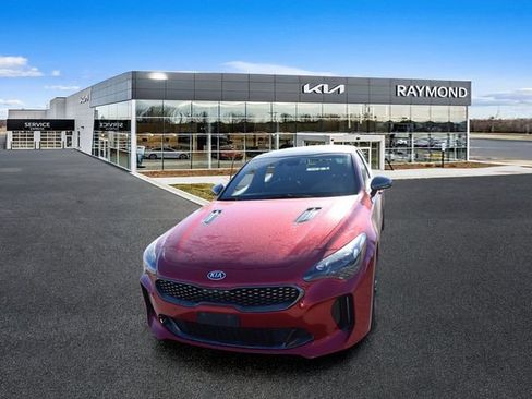 Used 2018 Kia Stinger GT2 AWD/4WD image 7