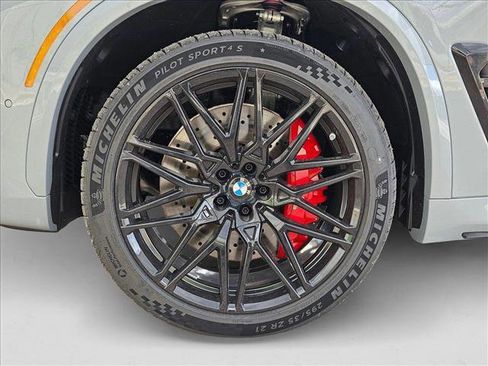 New 2026 BMW X5 M Competition w/ Executive Package image 9