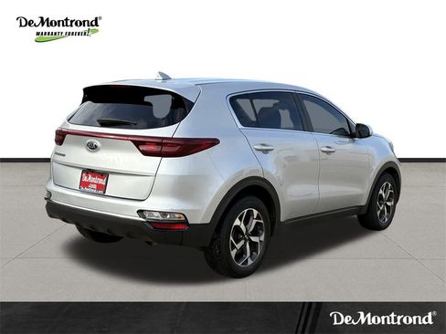 Used 2020 Kia Sportage LX image 5